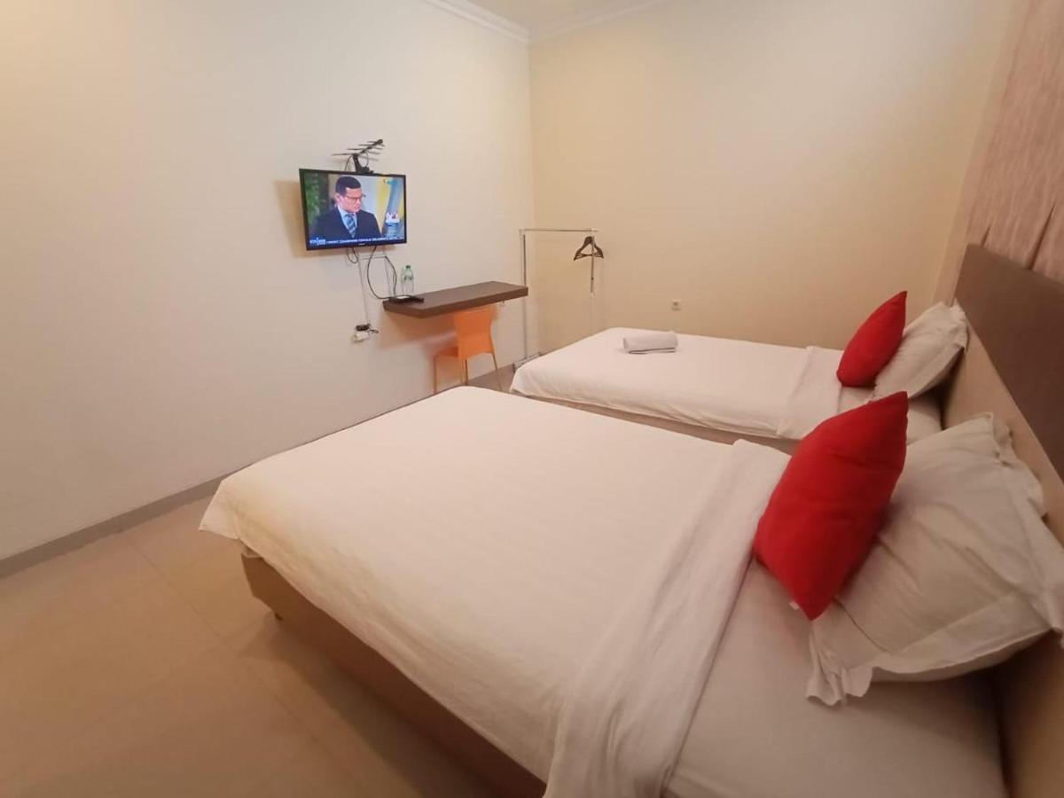 Oyo 90473 Gowin Hotel Kuta  Ngoại thất bức ảnh