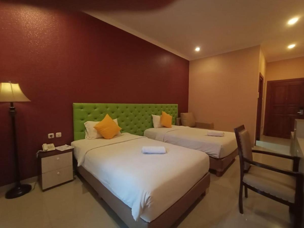 Oyo 90473 Gowin Hotel Kuta  Ngoại thất bức ảnh