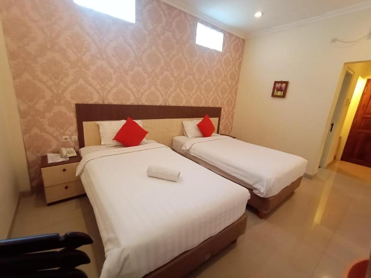 Oyo 90473 Gowin Hotel Kuta  Ngoại thất bức ảnh