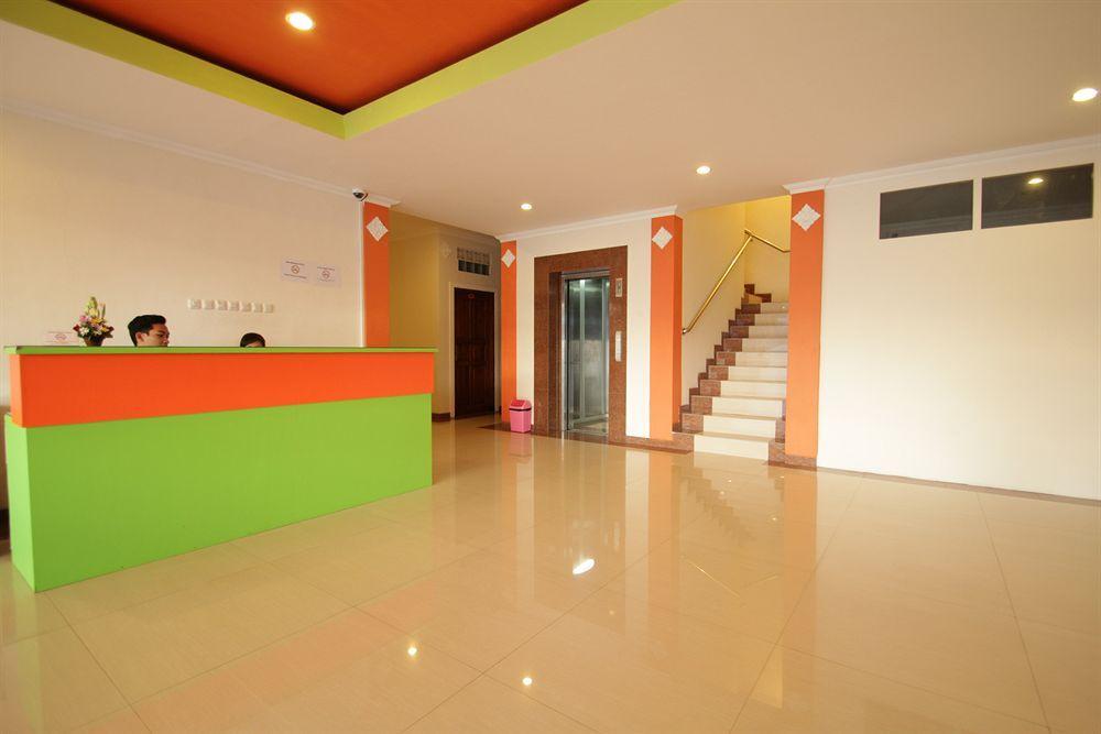 Oyo 90473 Gowin Hotel Kuta  Ngoại thất bức ảnh